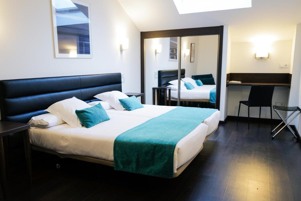Hotel Villa Rosario Ii, Edificio Moderno Ribadesella Eksteriør bilde