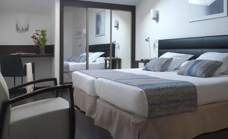 Hotel Villa Rosario Ii, Edificio Moderno Ribadesella Eksteriør bilde