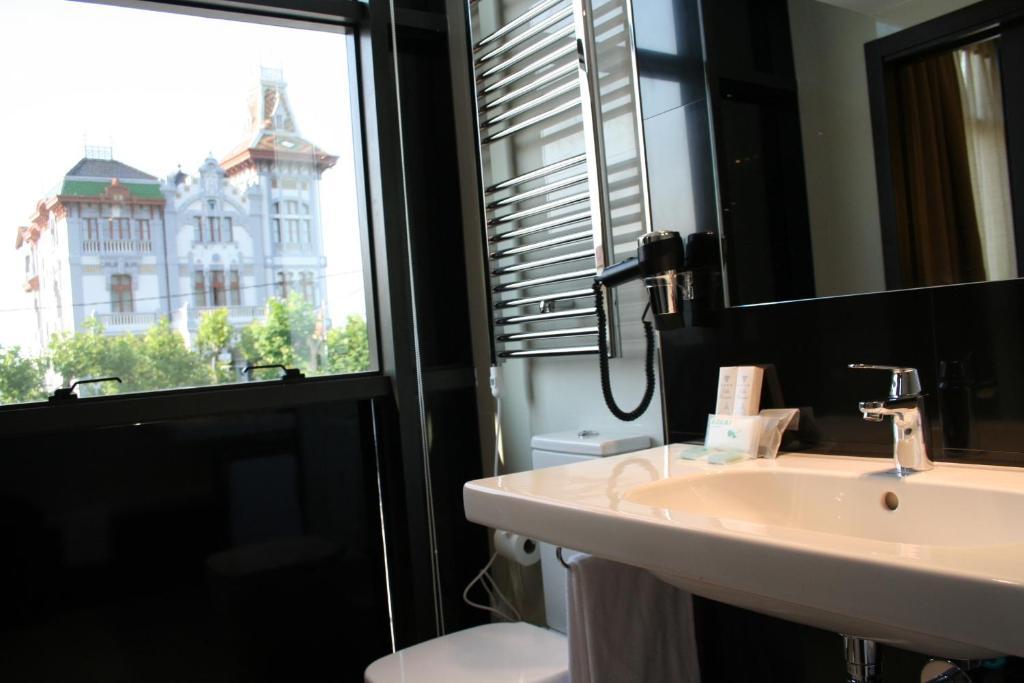 Hotel Villa Rosario Ii, Edificio Moderno Ribadesella Eksteriør bilde
